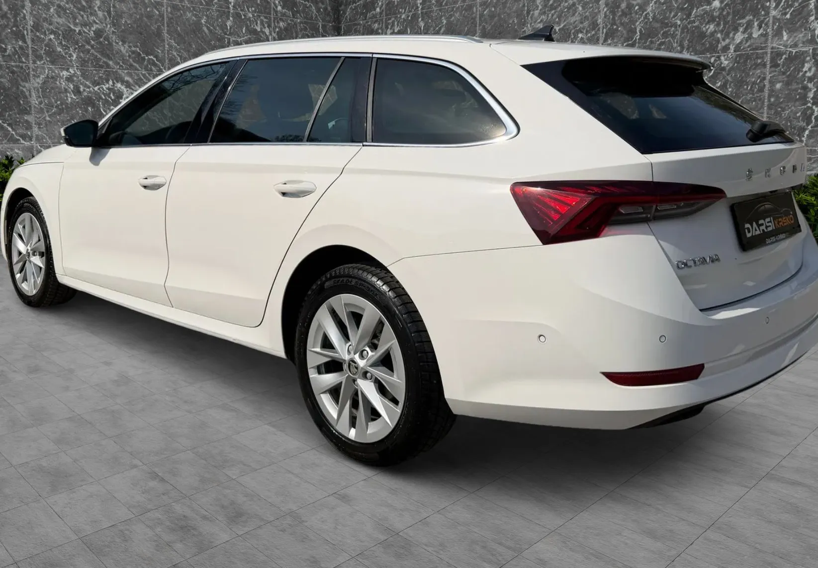 Zunanja slika - Škoda Octavia - 2.0TDI Style DSG 150PS MATRIX ACC PRIKLOP ALU17 - 5