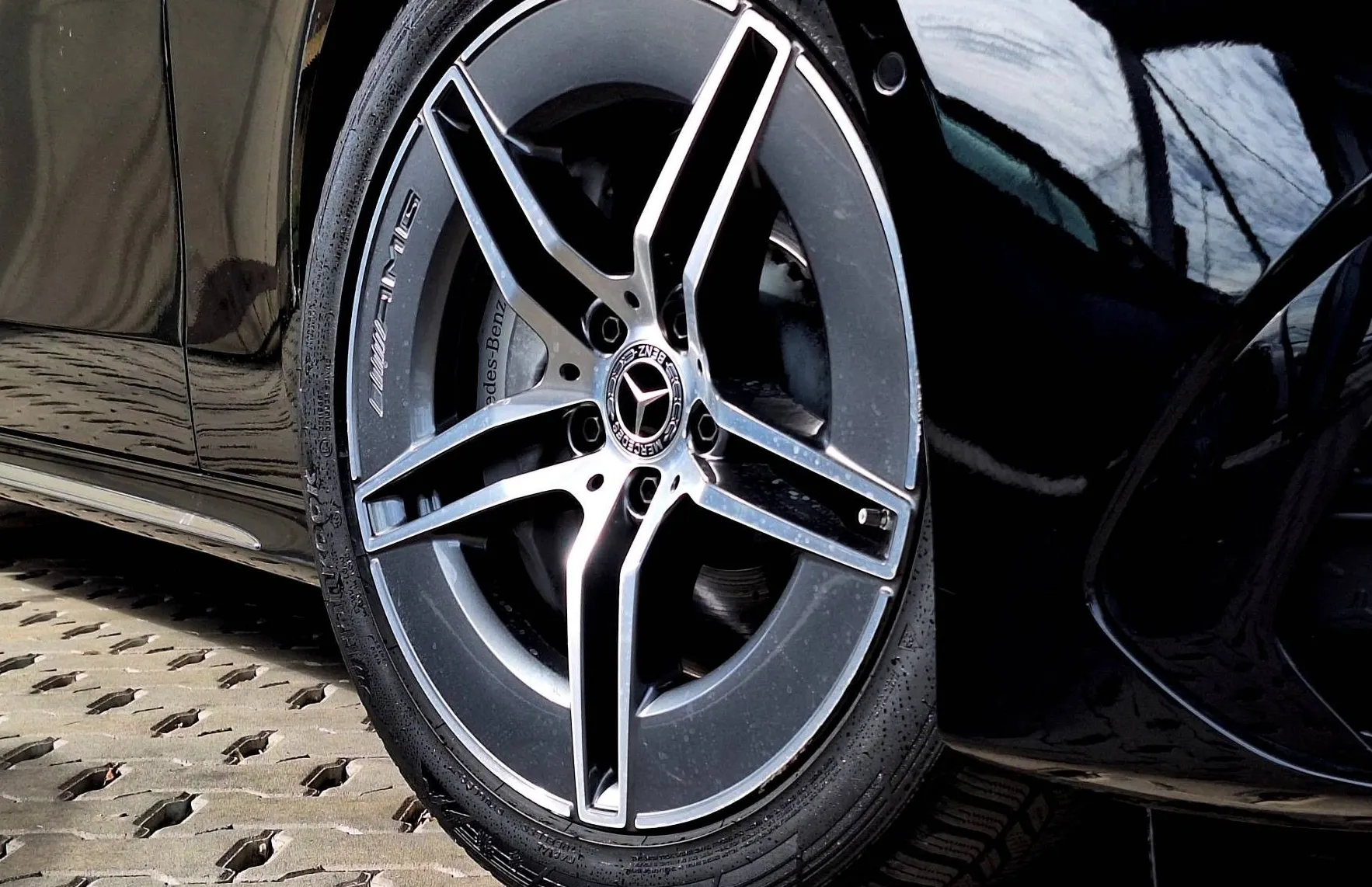 Zunanja slika - Mercedes-Benz E-Razred - E 220d 4MATIC AMG Line•AIR•KAM360•AMBIENT•MEMORY• - 9