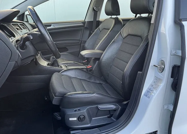 Zunanja slika - VW Golf - Variant 1.6 TDI BMT Comfortline-delno usnje-gretje sedežev - 9