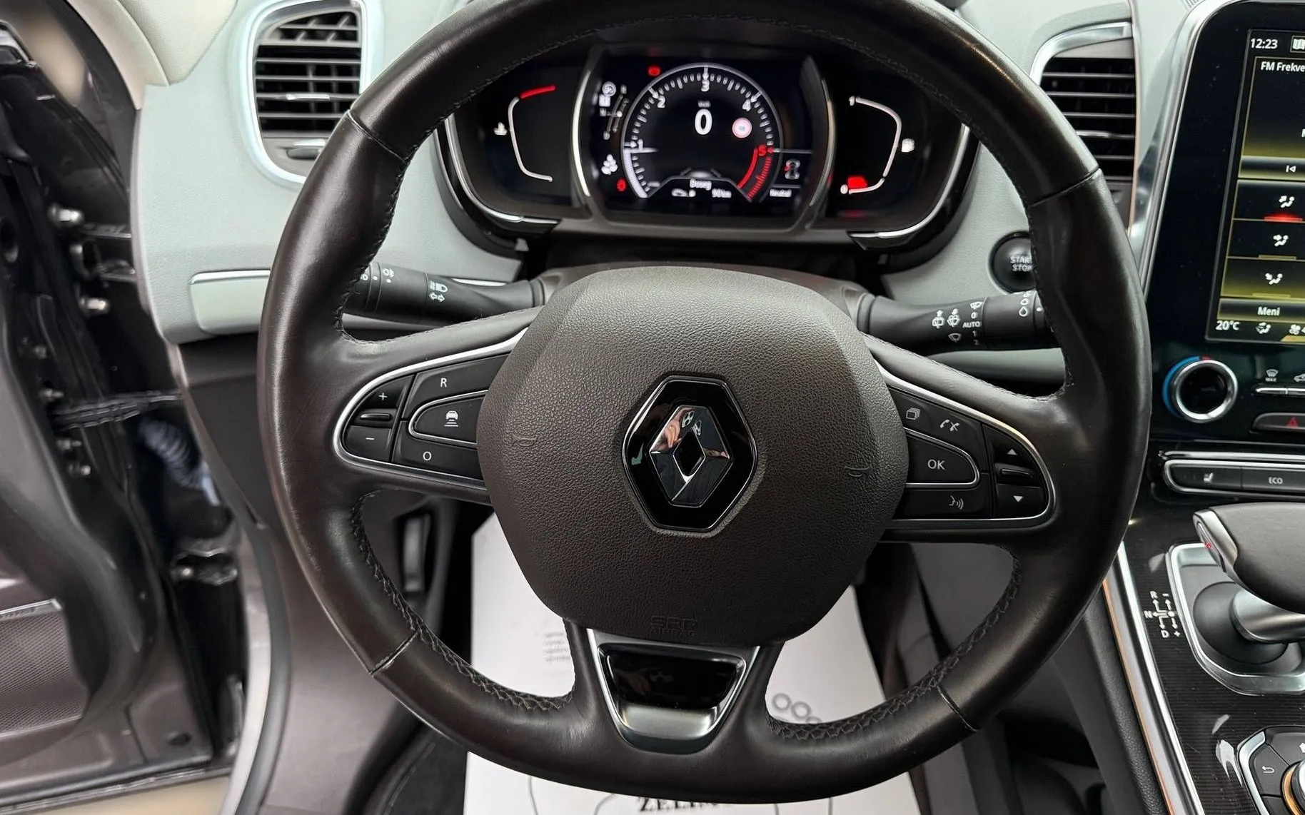 Zunanja slika - Renault Espace - 200 BUSINESS EDITION FULL LED NAVI PDC KAMERA TOP - 15