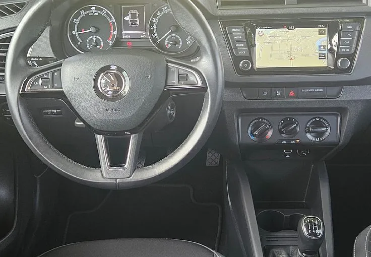 Zunanja slika - Škoda Fabia - 1.0 60ks °1.LASTNIK° °16-COL° °NAVIGACIJA °LED° - 10