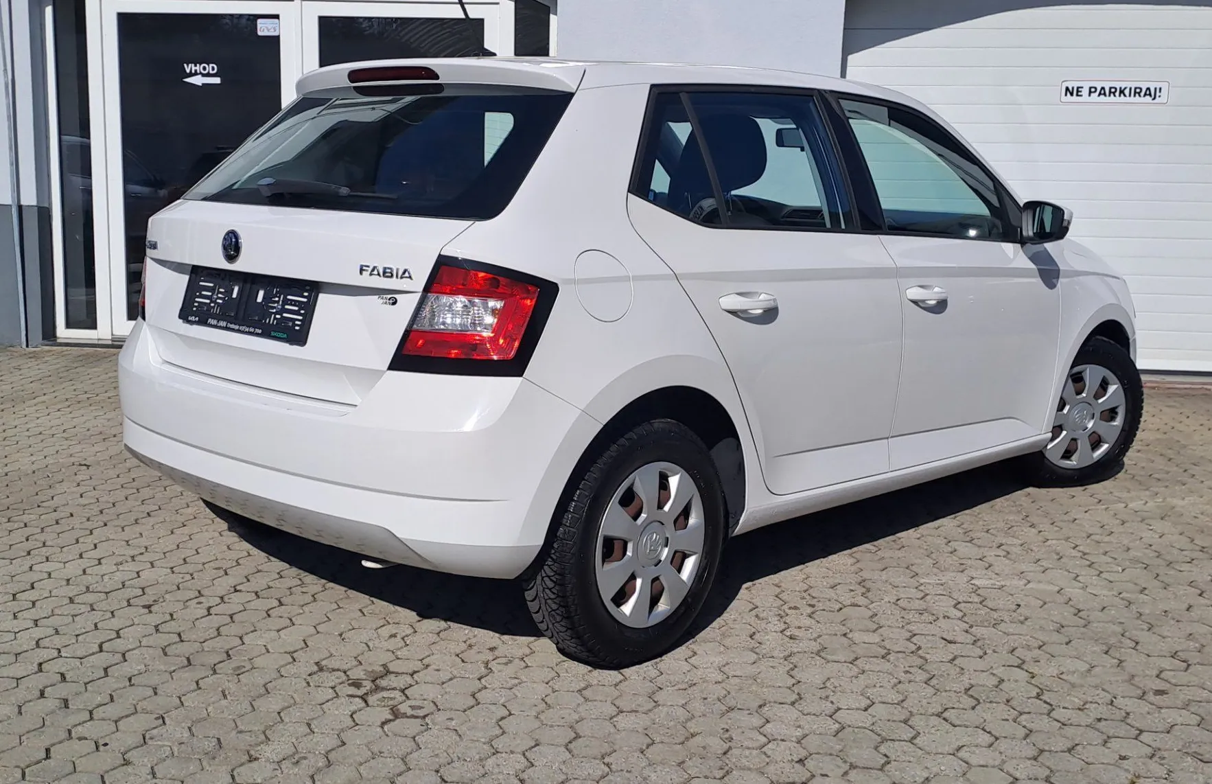 Zunanja slika - Škoda Fabia - 1.2 TSI Active - 4