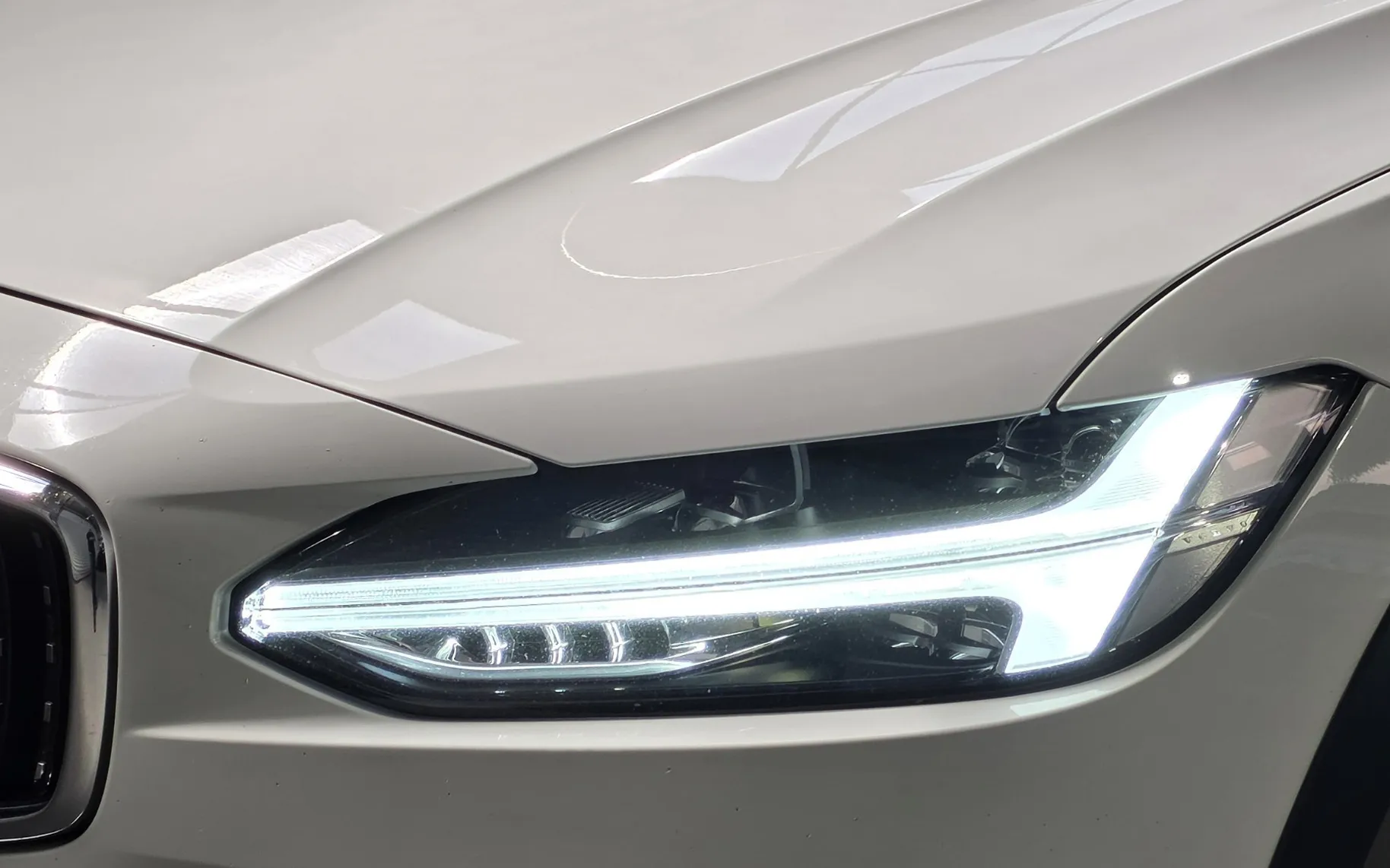 Zunanja slika - Volvo V90 - Cross Country D5 AWD Pro Avt. USNJE PANO ACC LANE LED - 22