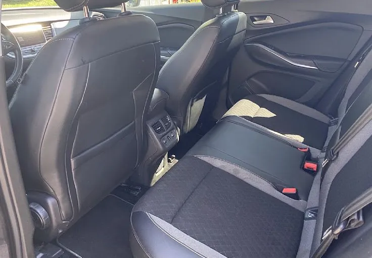 Zunanja slika - Opel Grandland X - 1.2T Ultimate Avt - ODLIČEN-SLO-1. LASTNIK-SERVISI - 7