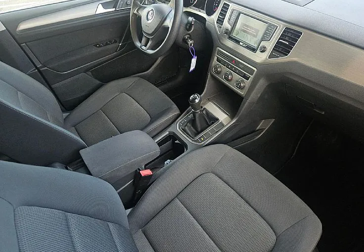 Zunanja slika - Volkswagen Golf - Sportsvan 1.6 TDI 116ks °16-COL° °2x PDC° °TEMPOMAT° - 9