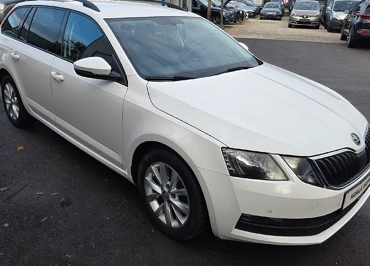 Zunanja slika - Škoda Octavia - 1.6 TDI STYLE ALU PLATIŠČA-PDC-NAVIGACIJA - 3