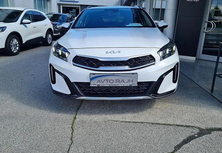 Zunanja slika - KIA XCeed - 1.0 T-GDi EX Way+ ISG. M T 85kW - 3