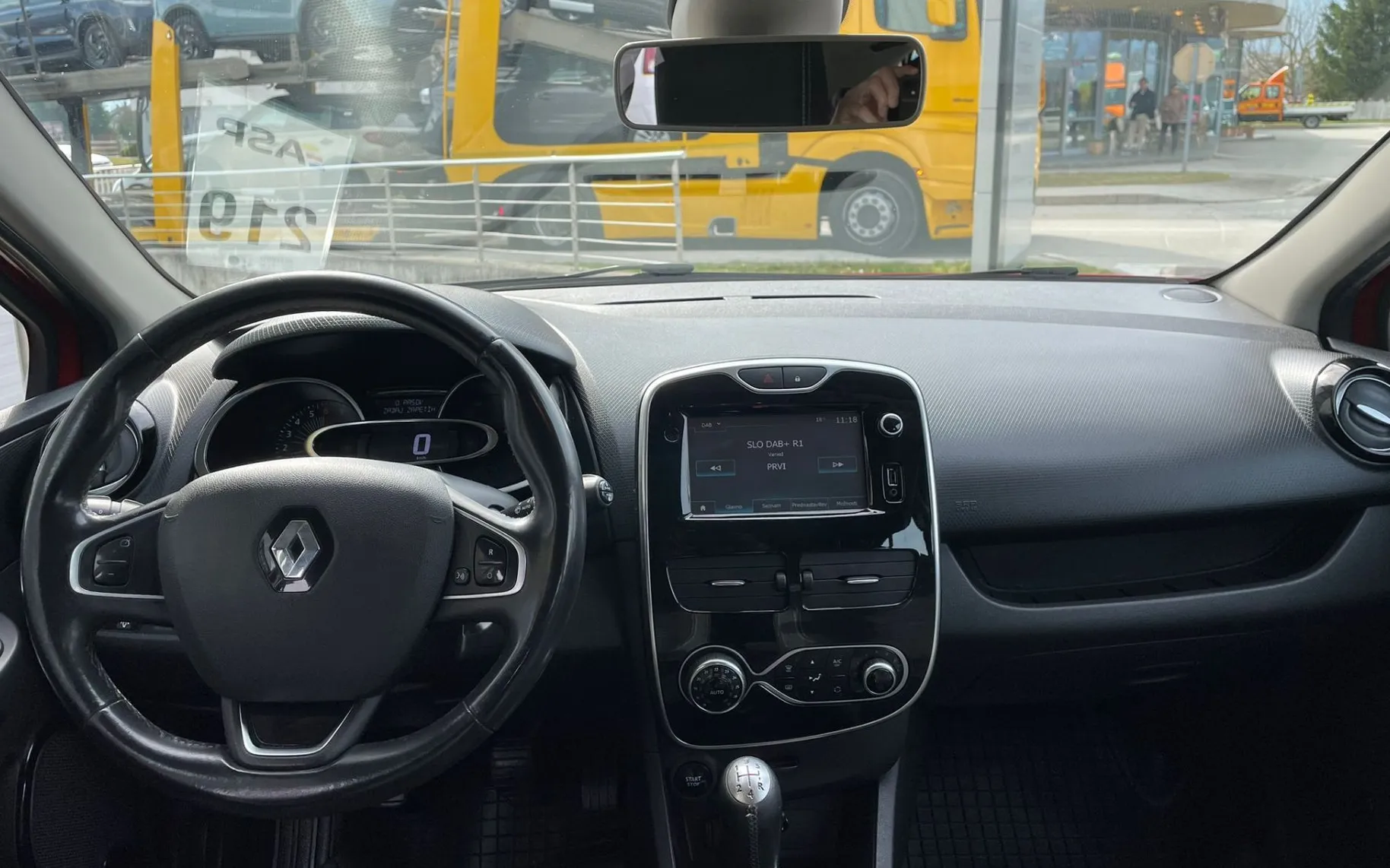 Zunanja slika - Renault Clio - Dynamique 1.2 16v 1.LASTNIK - 12
