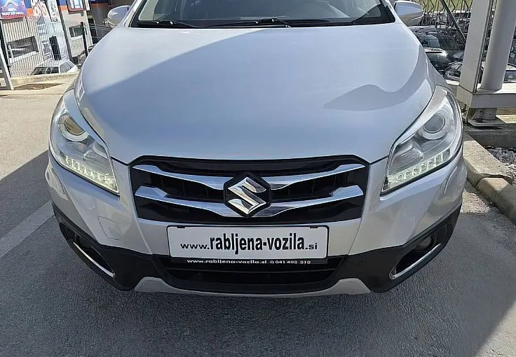 Zunanja slika - Suzuki SX4 S-Cross - 1.6 VVT ELEGANCE 4WD zelo lep... - 2