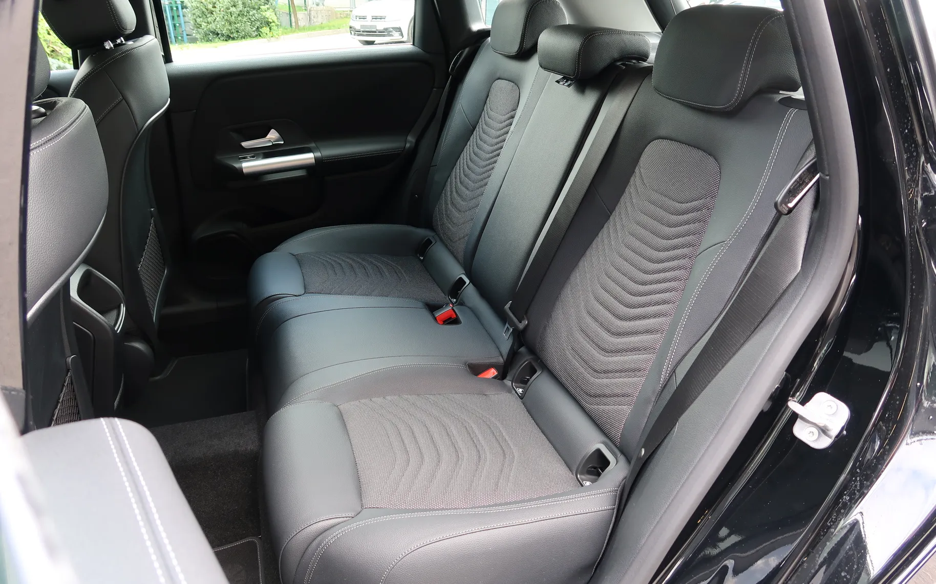 Zunanja slika - Mercedes-Benz B-Razred - B 180 DCT - 4