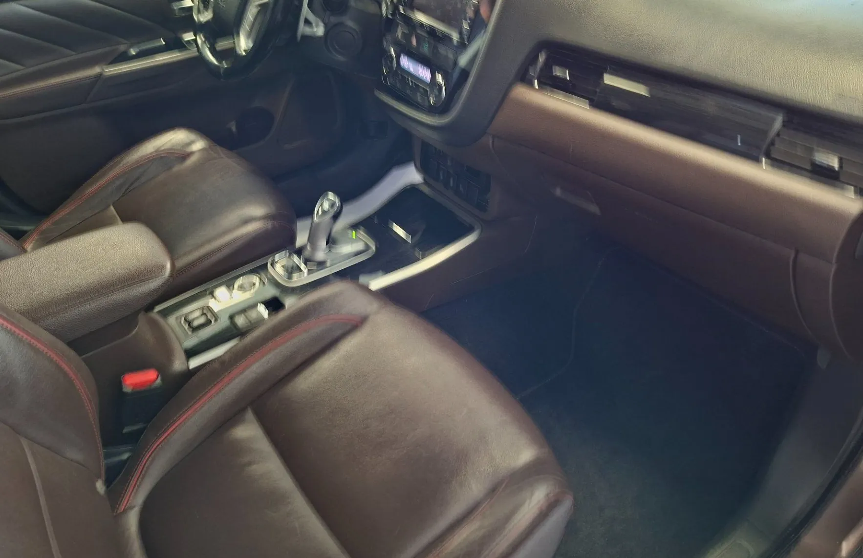 Zunanja slika - Mitsubishi Outlander - PHEV 4WD 2.0 Instyle Navi+ Avt.-SLO-ODLIČEN- - 9