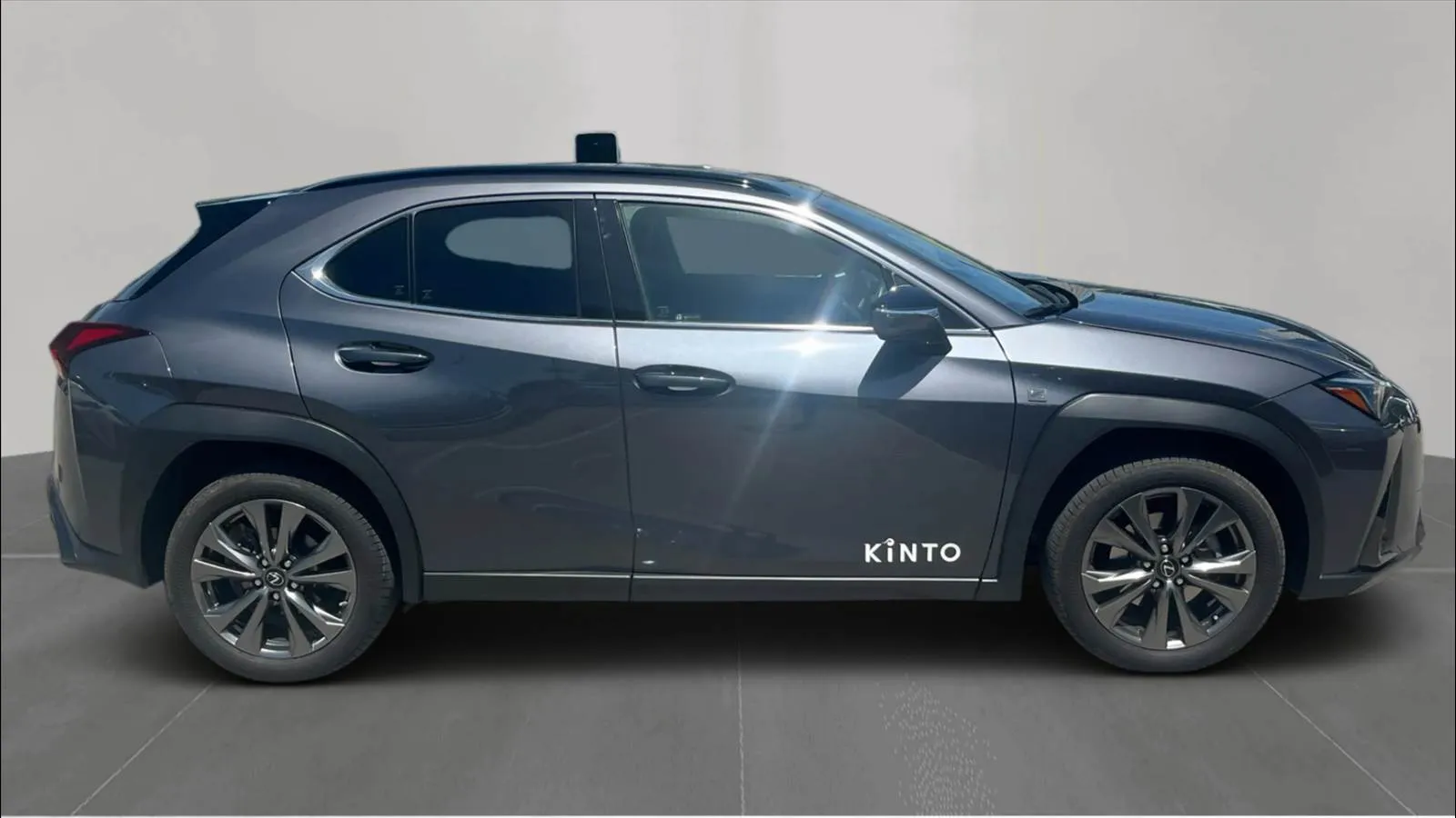 Zunanja slika - Lexus UX HYBRID - LEXUS UX 250H AWD 5D E-CVT F SPORT DESIGN BITONE - 5