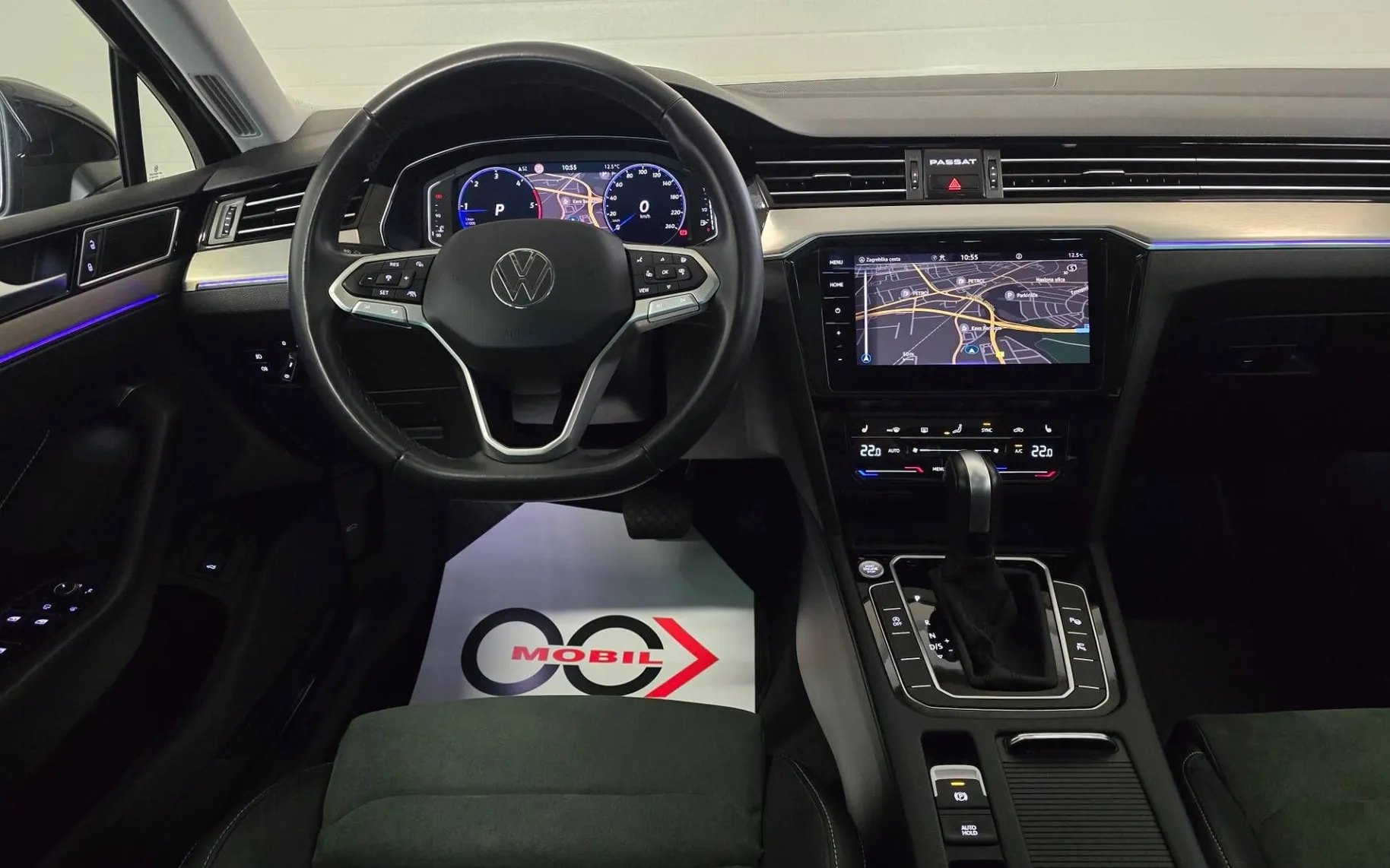 Notranja slika - Volkswagen Passat Variant - 2.0 TDI Elegance DSG- Matrix.360kam.pano.HUD.ALU18 - 11