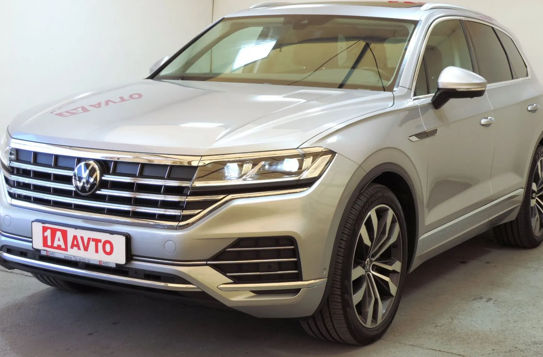 Zunanja slika - VW Touareg - 4motion V6 TDI BMT  Tiptronic ACC-360KAMERE-ZRAČNO - 1