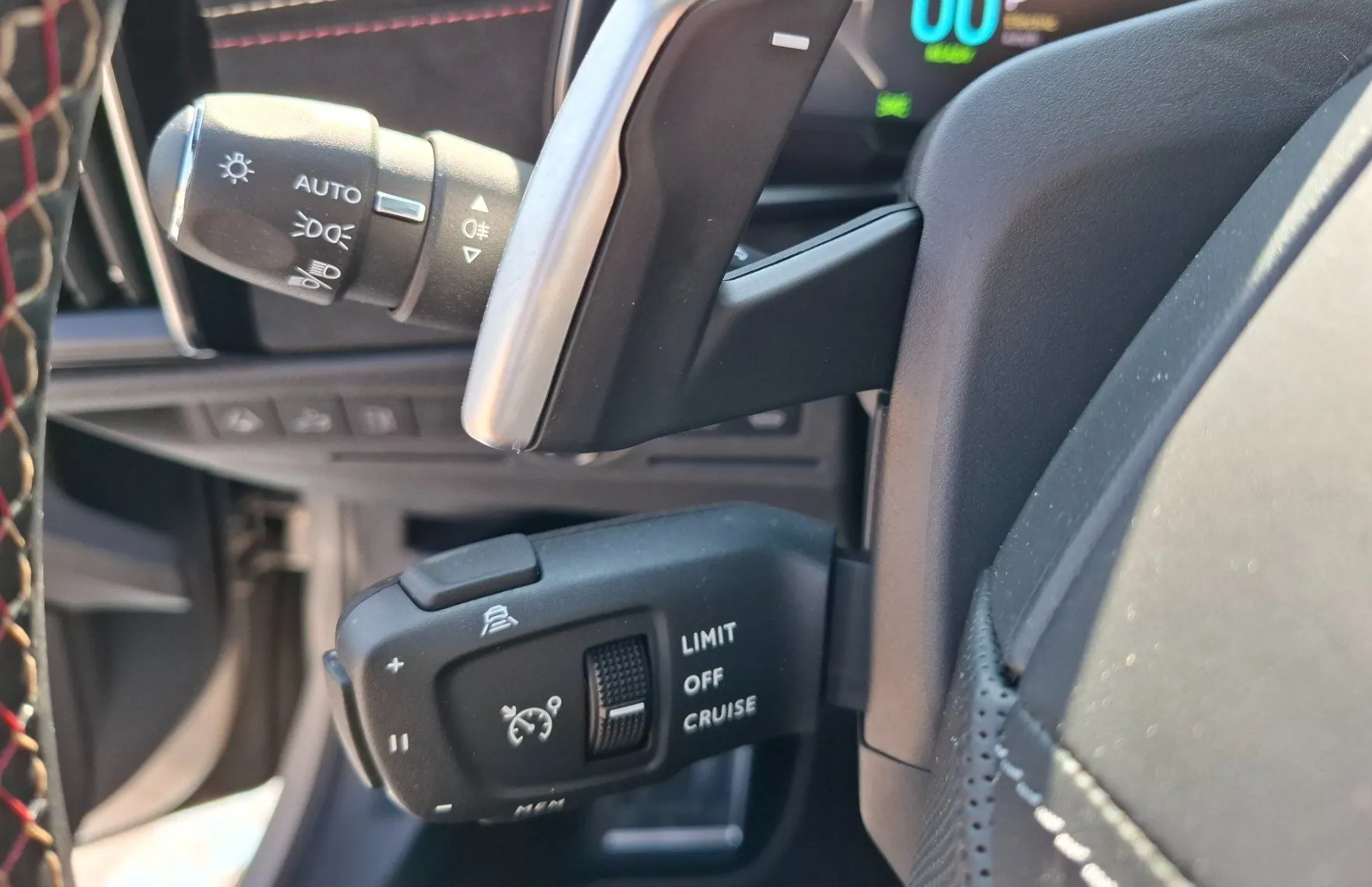 Zunanja slika - DS DS 9 - 1.6PHEV PERFORMANCE LINE+ 250HP - KOT NOV - 193KM - 14