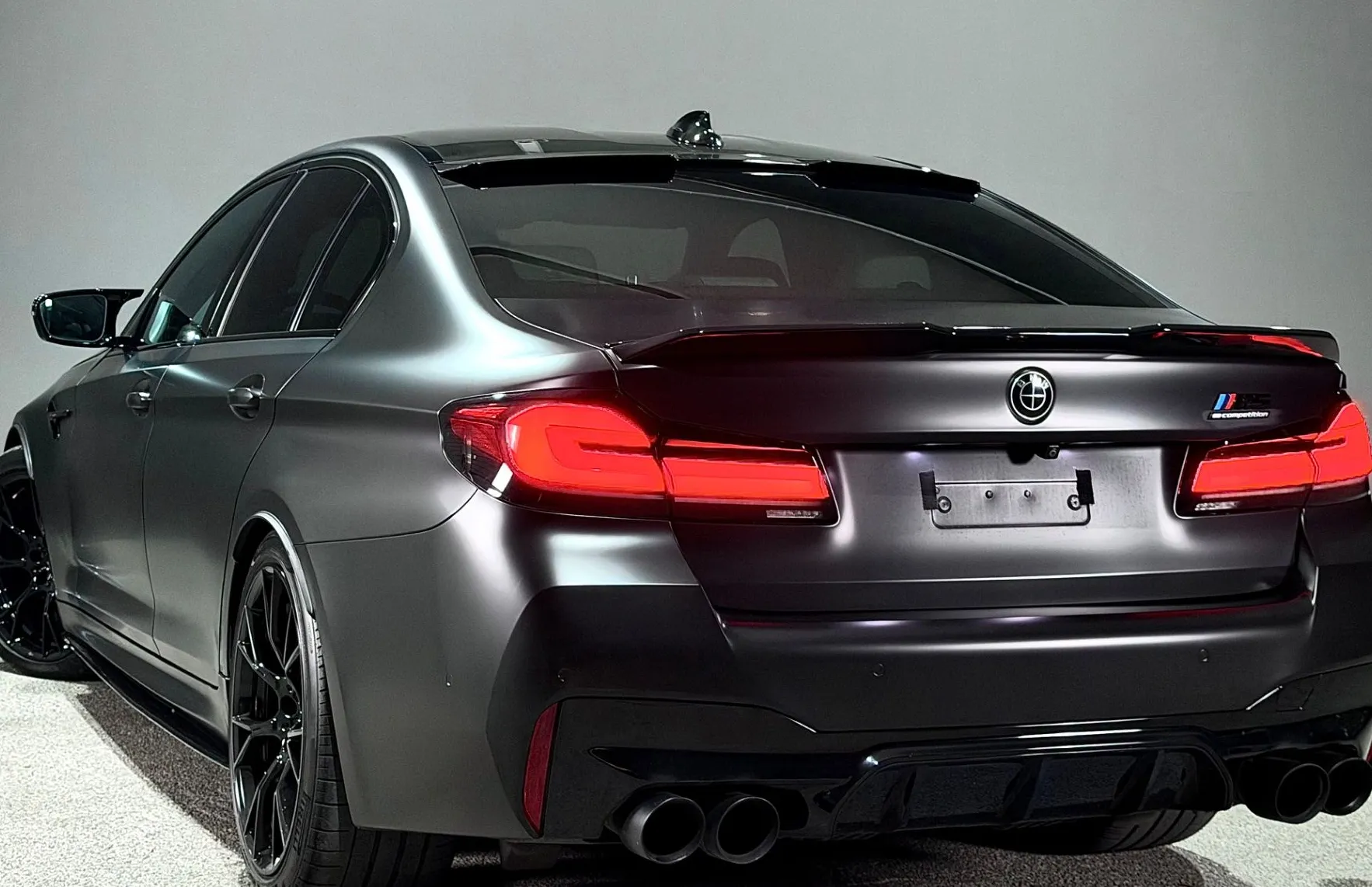 Zunanja slika - BMW M5 - COMPETITION - KERAMIKA - BOWERS - 360 KAMERA - A - 4