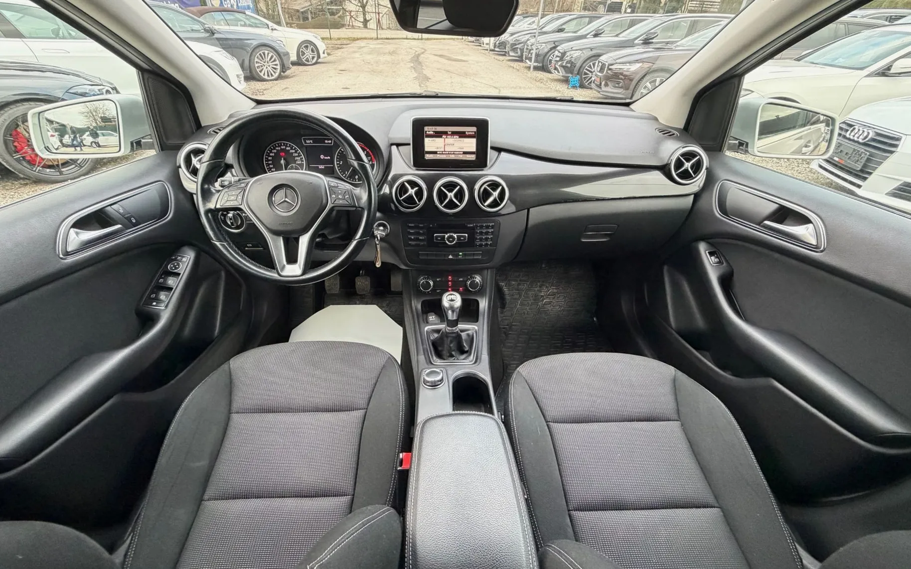 Zunanja slika - Mercedes-Benz B-Razred - B 200 CDI 2.LASTNICA KAMERA TEMPOMAT ALU 17 - 20