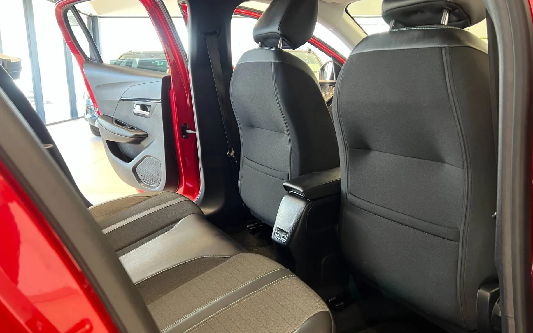 Zunanja slika - Peugeot 208 - 1.2-ALLURE-FULL-LED-KAM-VIRTUAL-KEYLESS-LINE-ASS - 11