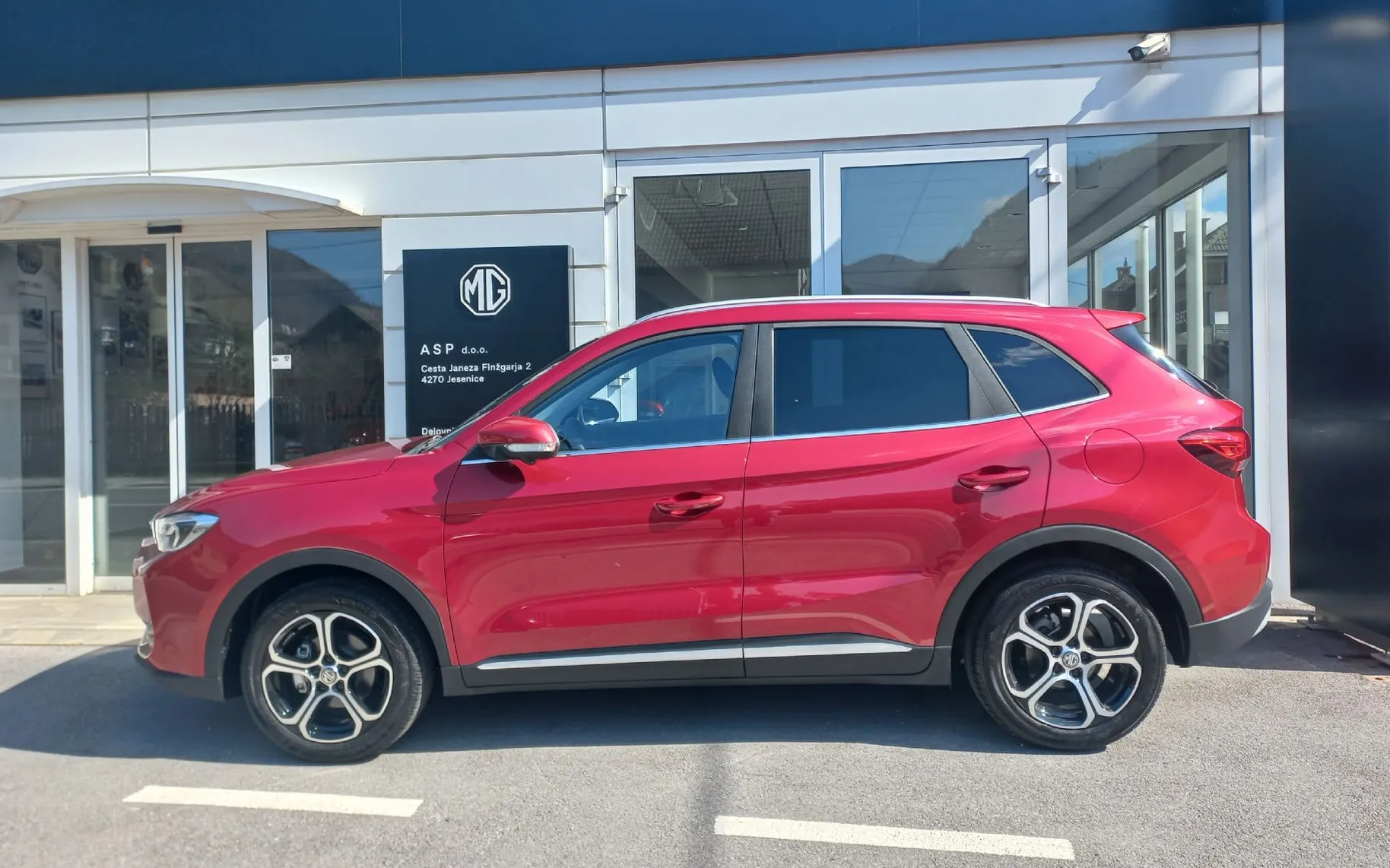 Zunanja slika - MG MG ZS - ZS 1.5L Comfort - 3