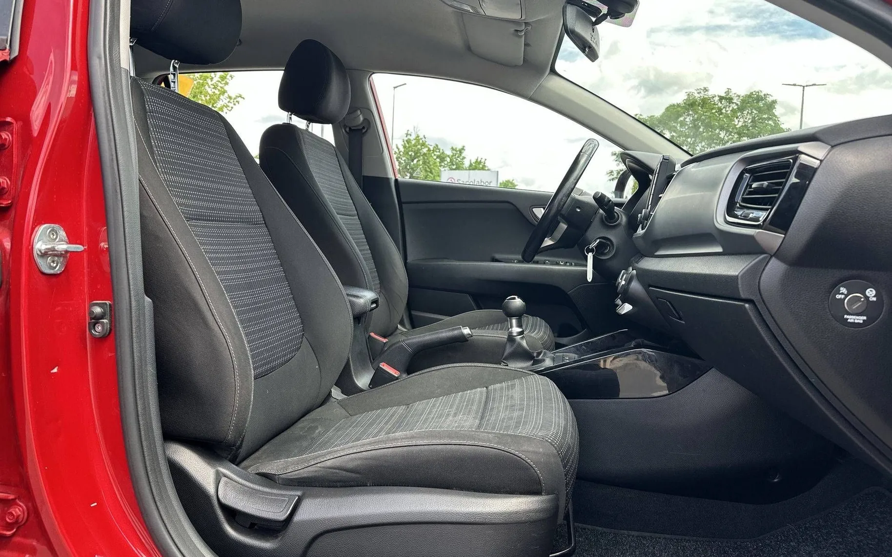Notranja slika - KIA Stonic - 1.25 MPI EX Edition ISG - 19