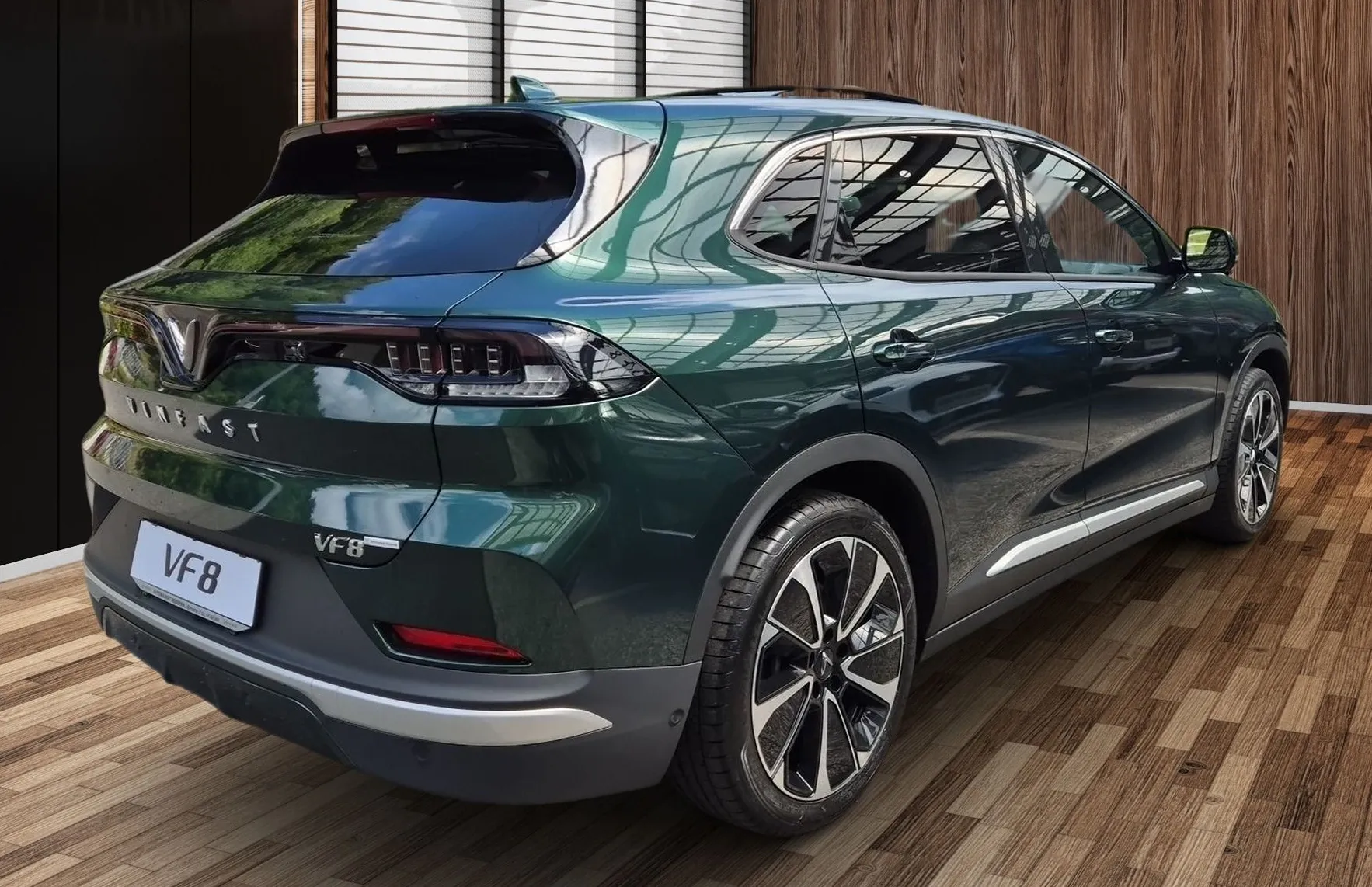 Zunanja slika - Vinfast VF8 - 87.7 kWh AWD Plus 408PS-GRATIS POLNILNICA 22 K - 4