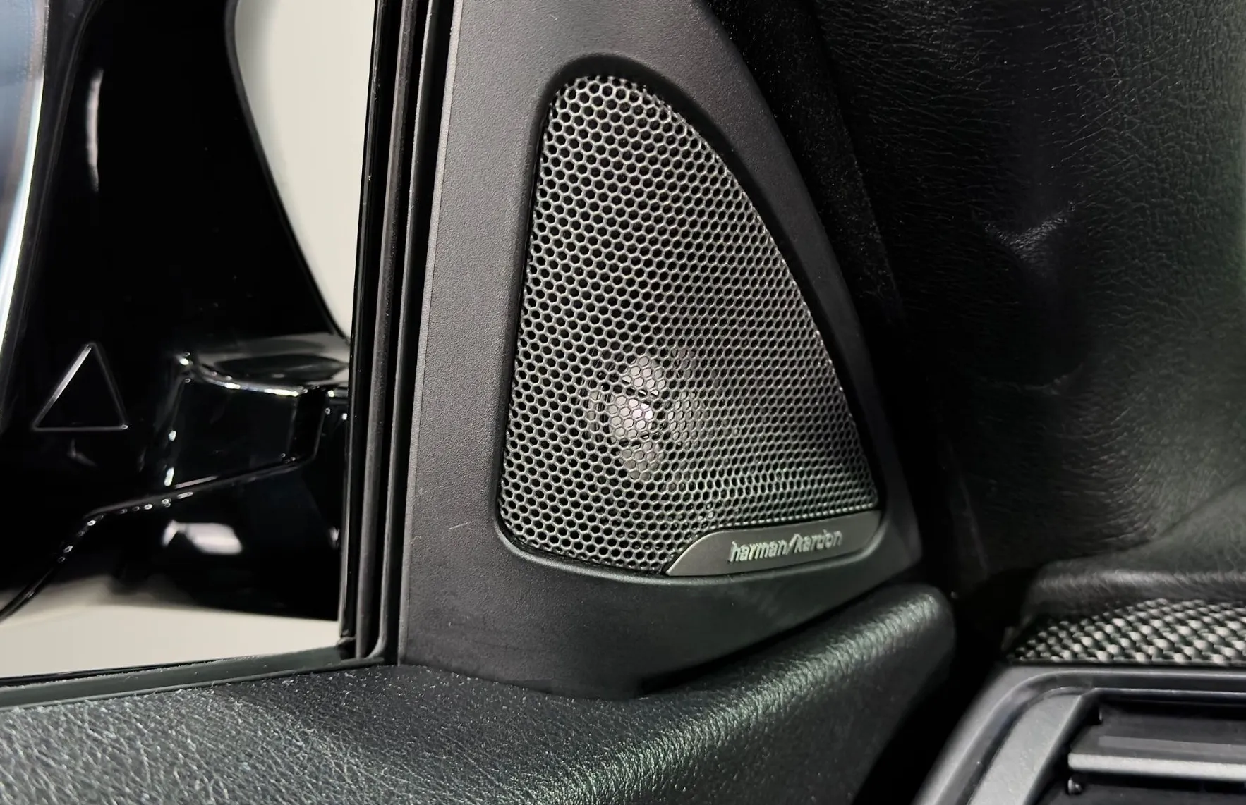 Zunanja slika - BMW M4 - Cabrio - KAMERA - H K - HEAD UP - GRET. SED. ... - 18