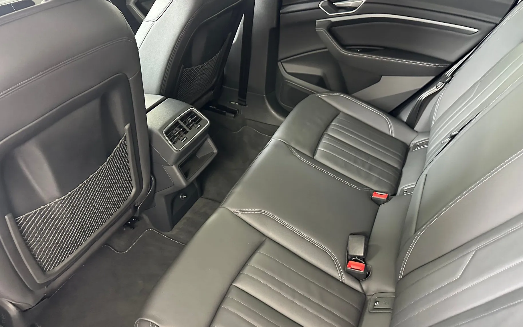 Zunanja slika - Audi e-tron - quattro 50 electric 230kW.KAMERA.NAVI.GRET.SED.LED - 10