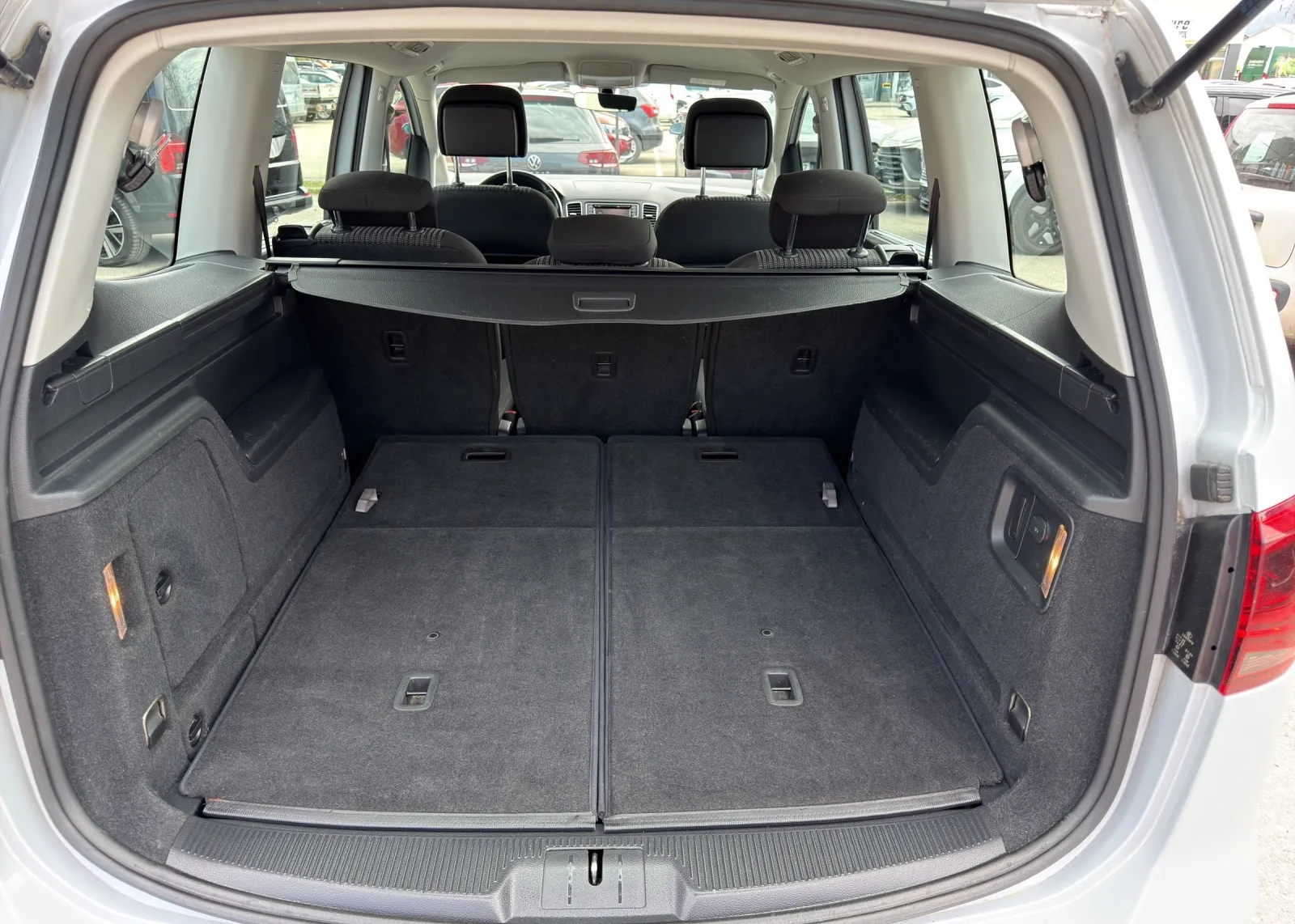 Zunanja slika - Seat Alhambra - 2,0 TDI Ecomotive Style - 9