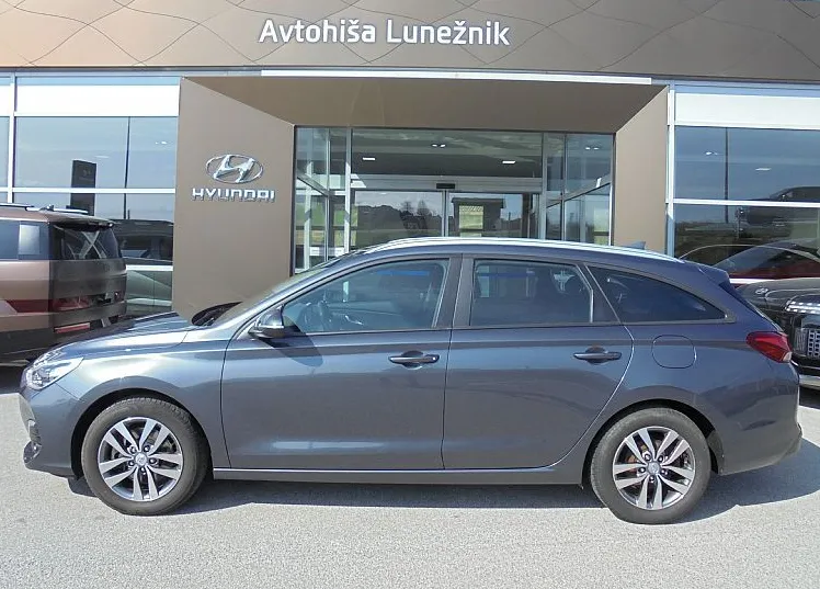 Zunanja slika - Hyundai i30 Wagon - 1.4 T-GDI STYLE°Multimedija°DAB°PLUS°RG°1.LASTNIK - 5