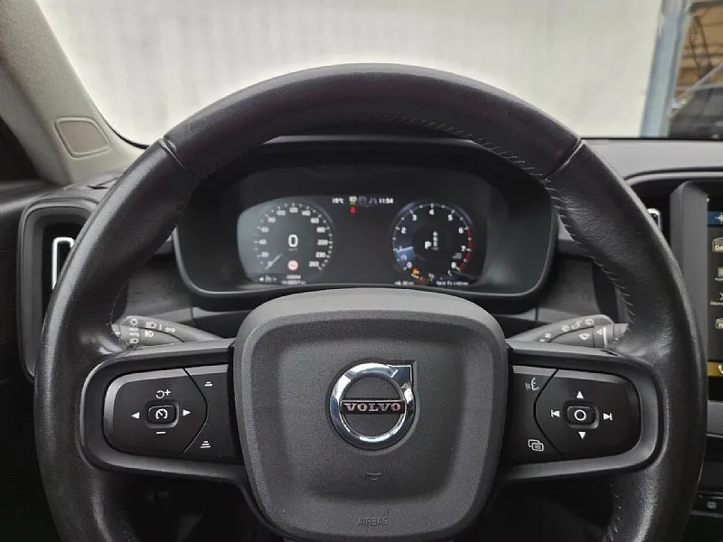Zunanja slika - Volvo XC40 - 1.5T2 Momentum Core AUTOMATIC-FULLLED-NAVI-KAMERA - 14