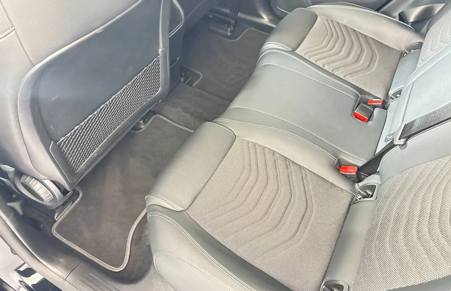 Zunanja slika - Mercedes-Benz EQA - 250 Business.KAMERA.NAVI.USNJE.LED.SAMO 57.590 KM - 19