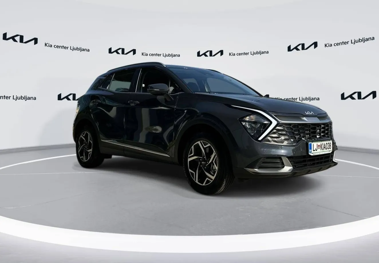 Zunanja slika - KIA Sportage - 2WD 1.6 T-GDI MHEV LX Fresh ISG DCT... - 3