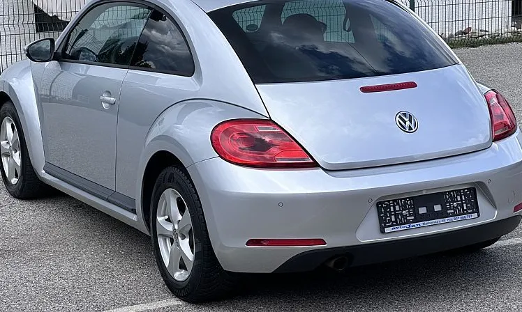 Zunanja slika - Volkswagen Beetle - 1.2 TSI °NAVIGACIJA°TEMPOMAT°2XPDC° - 3