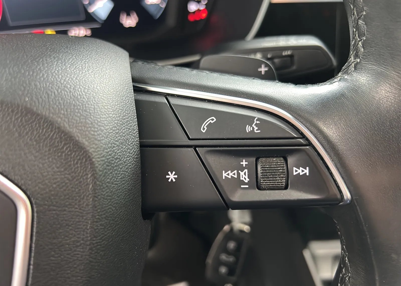 Zunanja slika - Audi Q3 - 35 TDI S tronic Quattro - 29