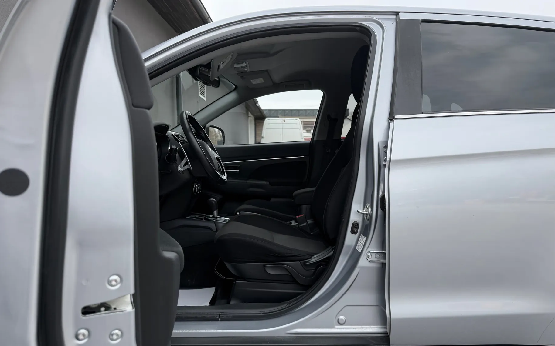 Zunanja slika - Mitsubishi ASX - 2.2 DI-D 4WD Auto Intense+ KAMERA XENON TEMP. NAVI - 7