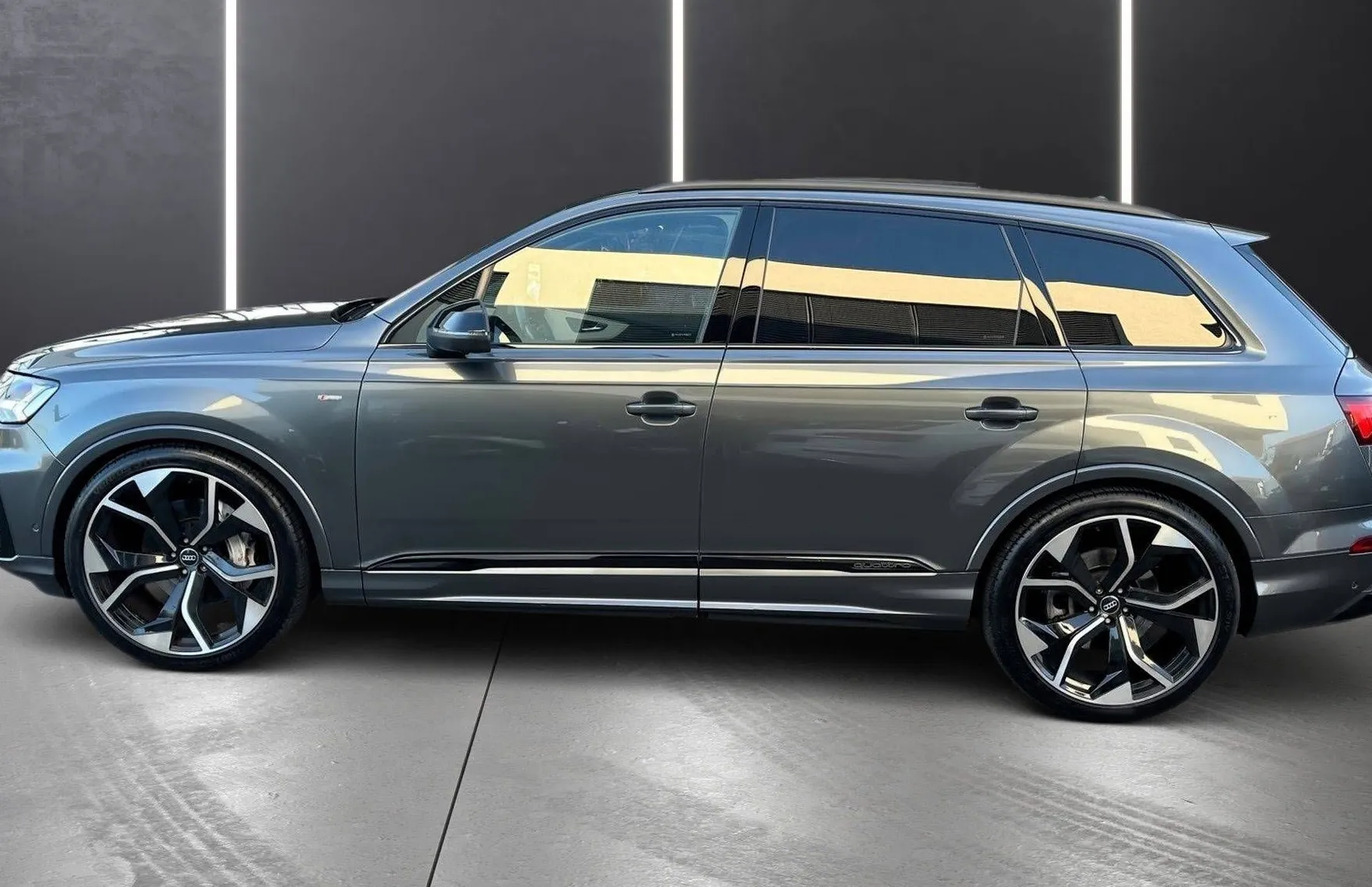 Zunanja slika - Audi Q7 - 50TDI QUATTRO S-LINE ZRAČNO ACC PANO 360KAM MEMO.. - 4