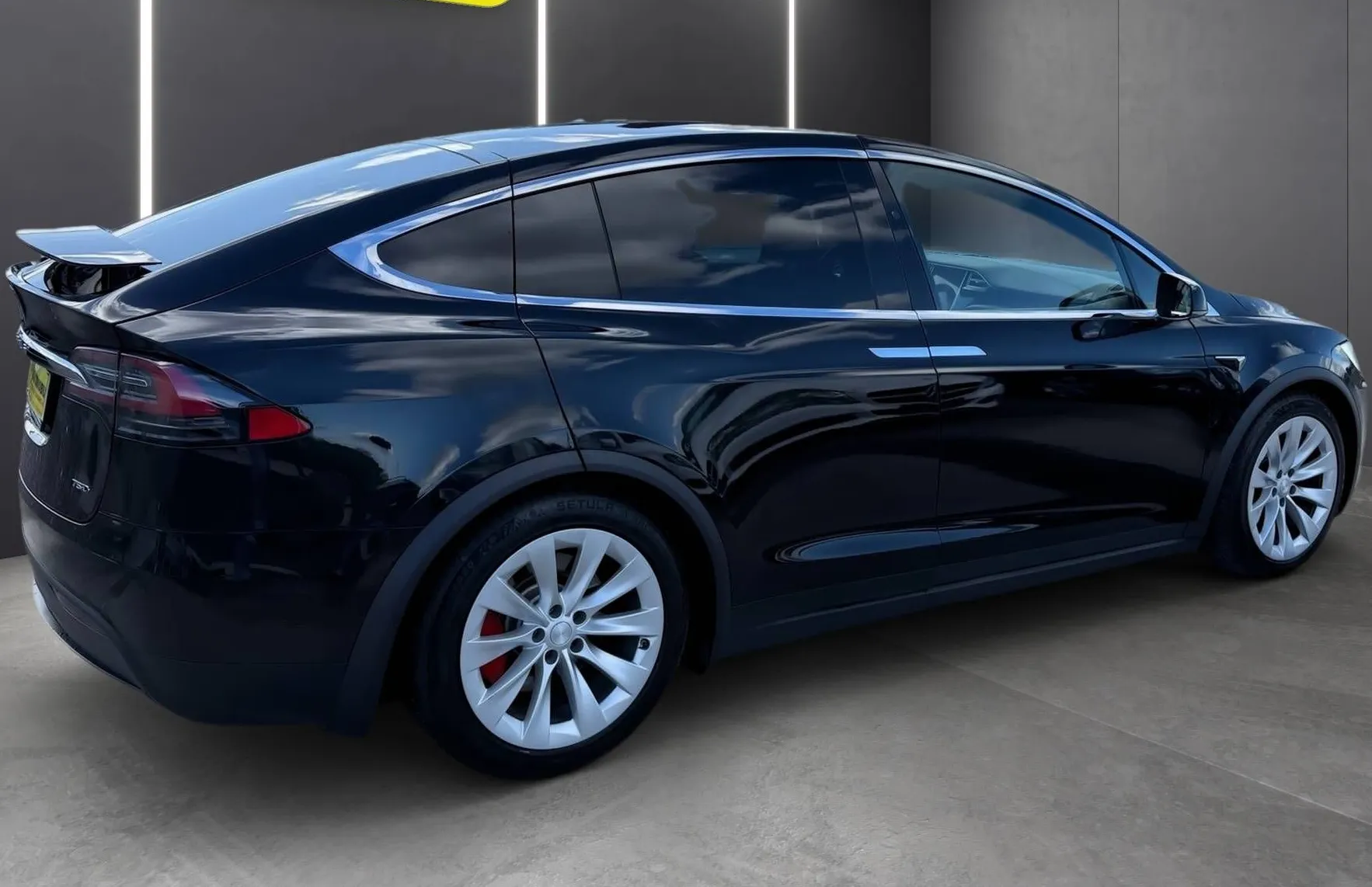 Zunanja slika - Tesla Model X - 75D NADGRAJEN AVTOPILOT 7 - SEDEŽEV ZRAČNO PREMIUM - 9