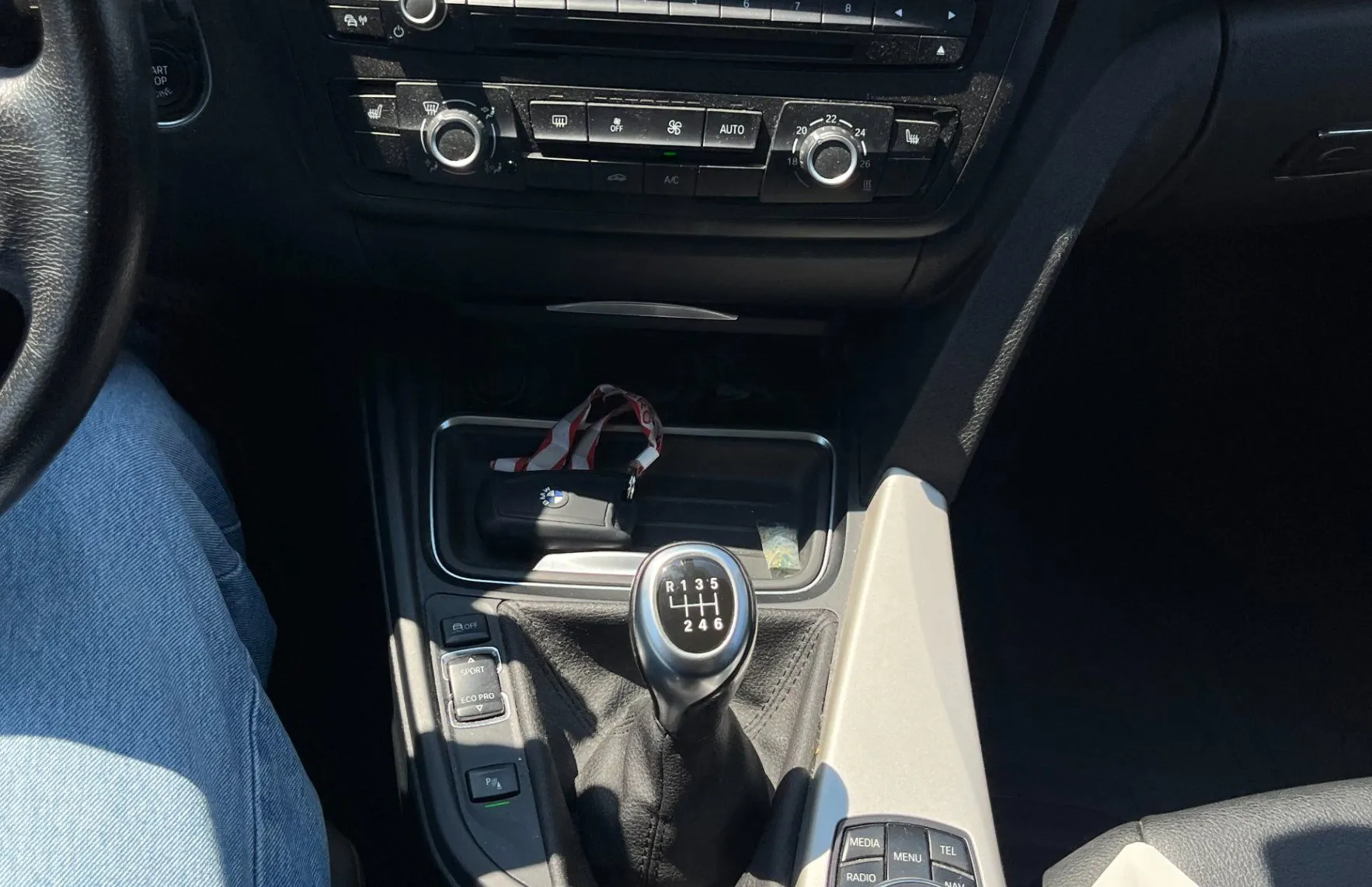 Zunanja slika - BMW Serija 3 - Touring:   318d xDrive Touring NAVI. 2X PDC. TEM - 20