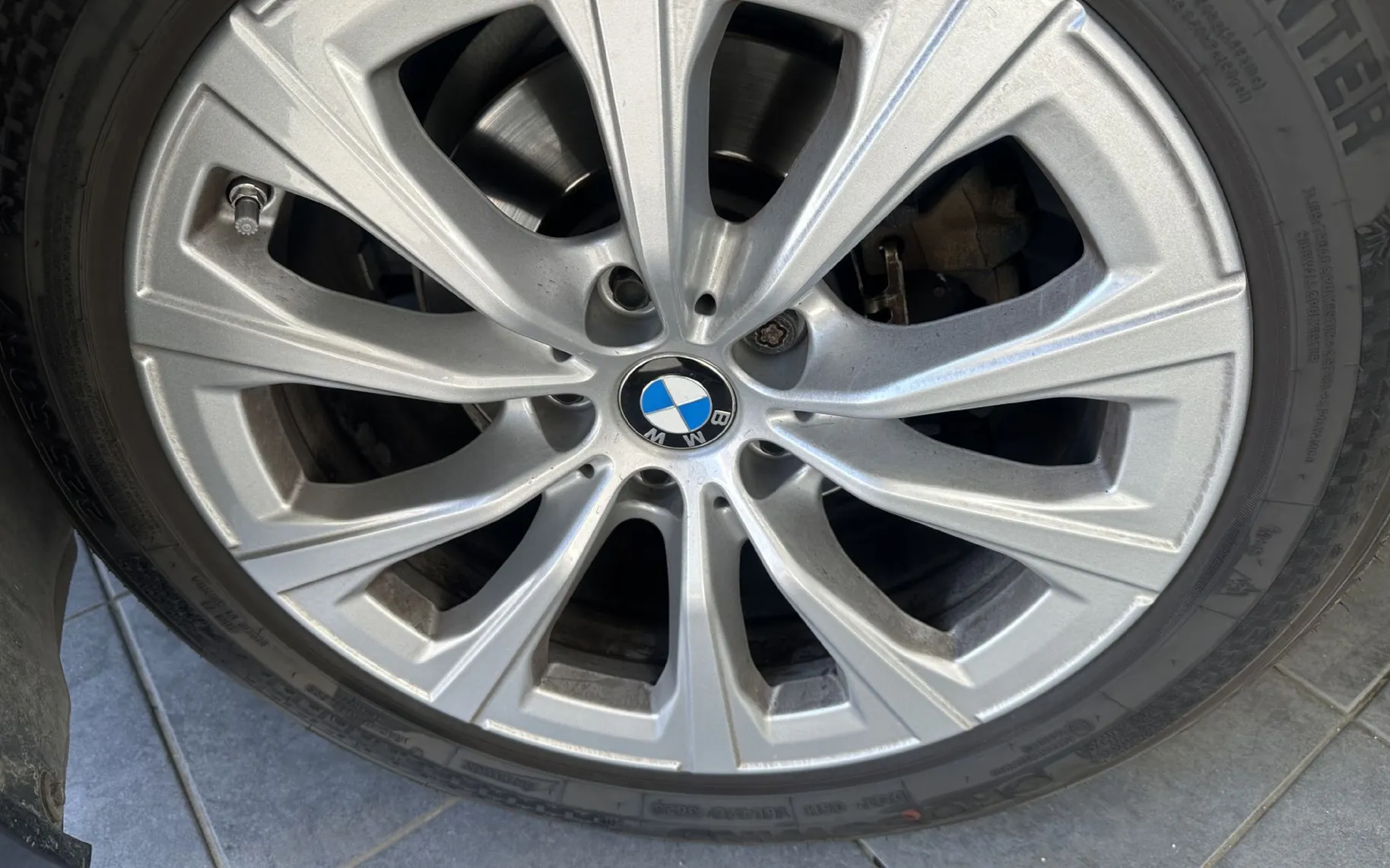 Zunanja slika - BMW Serija 3 - Touring: 318d Touring.NAVI.PDC.KONFORT.ZAKLEPANJE.KLJUKA - 4