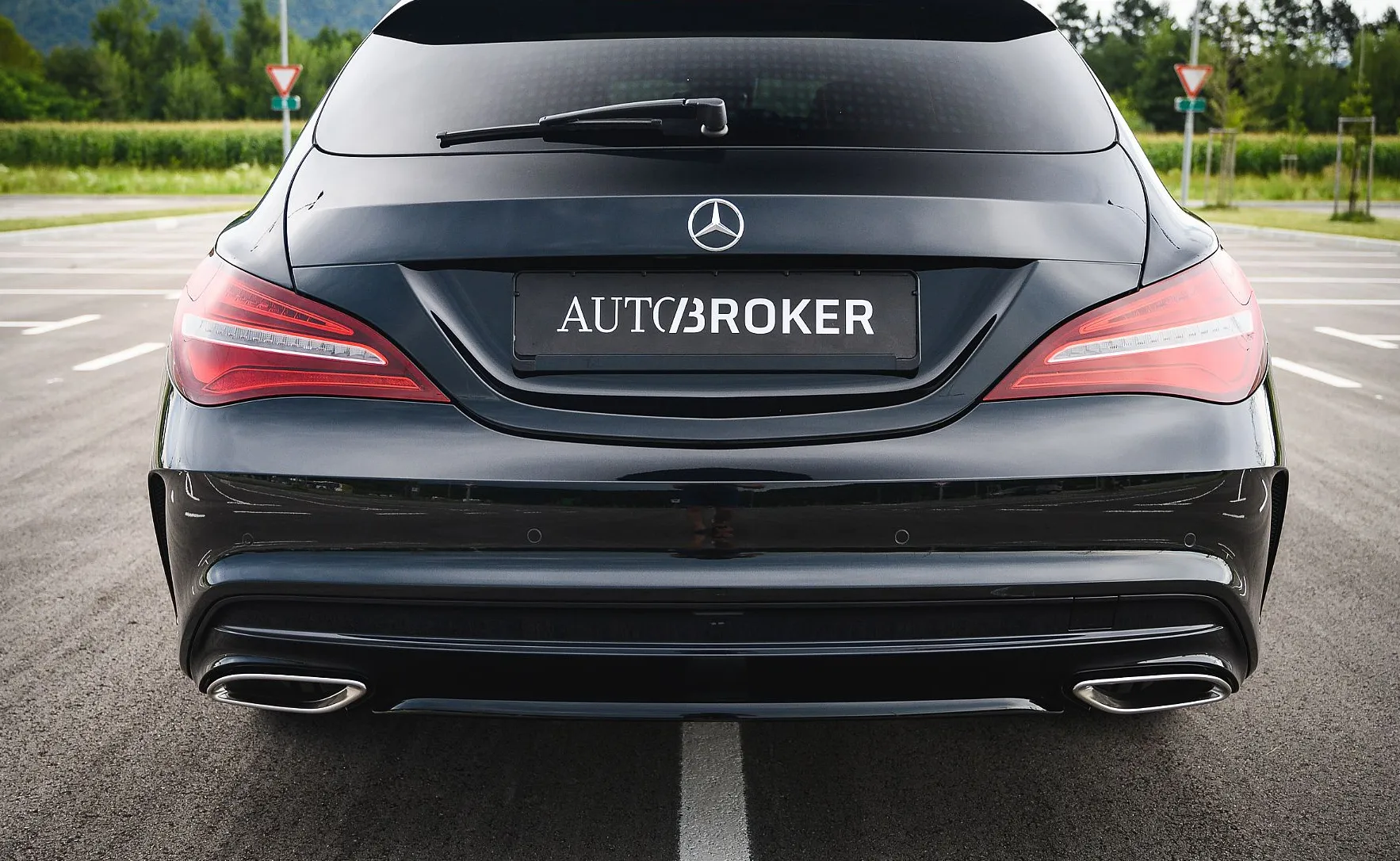 Zunanja slika - Mercedes-Benz CLA-Razred - CLA Shooting Brake CLA 220 d 4M SB Avt. AMG LINE LED ZALOGA - 6