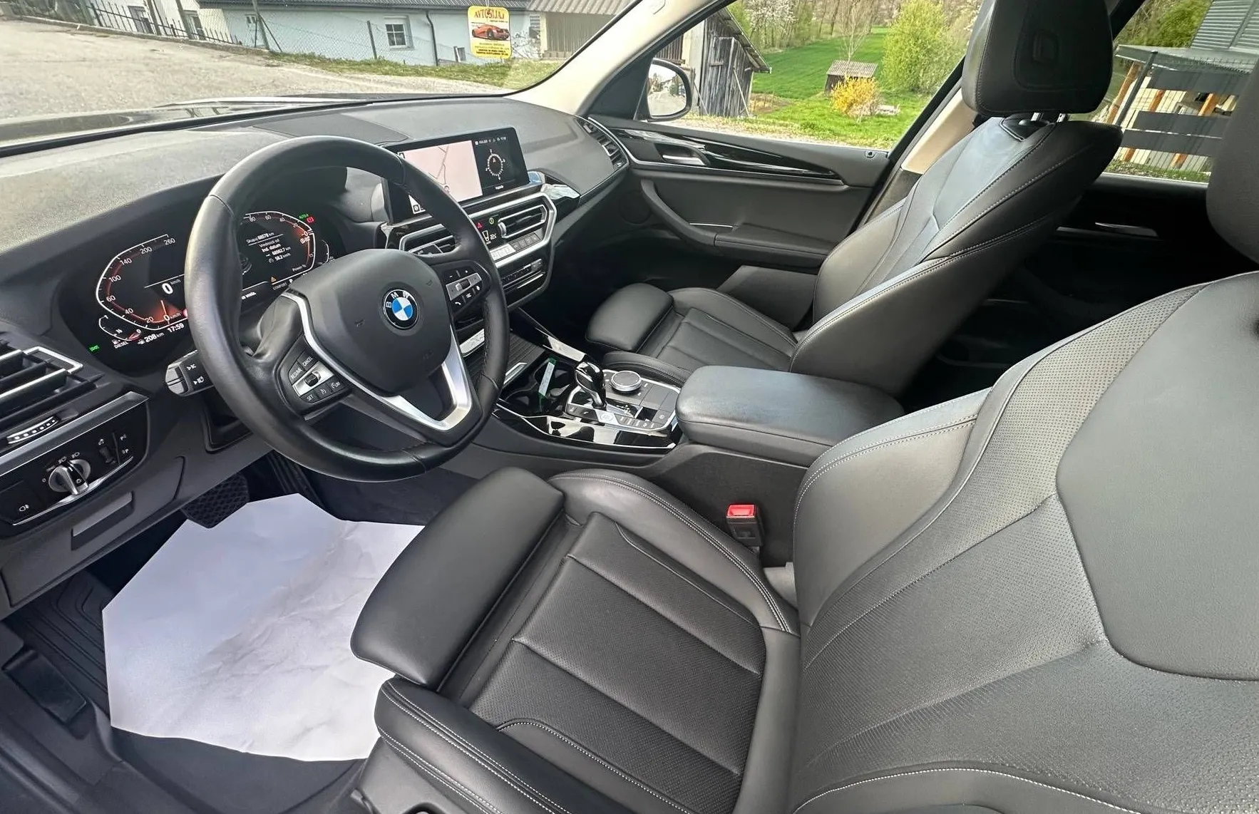 Zunanja slika - BMW X3 - serija : xDrive 20 D X LINE SAMO 68000 KM KOT NOV - 12