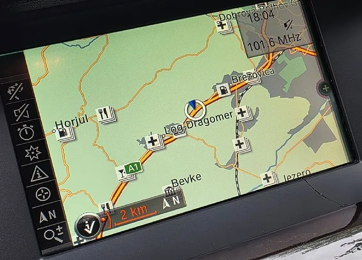 Zunanja slika - BMW Serija 5 - Touring: 525D AVTOMATIK LED-NAVI-GRETJE SEDEŽEV-ALU - 14