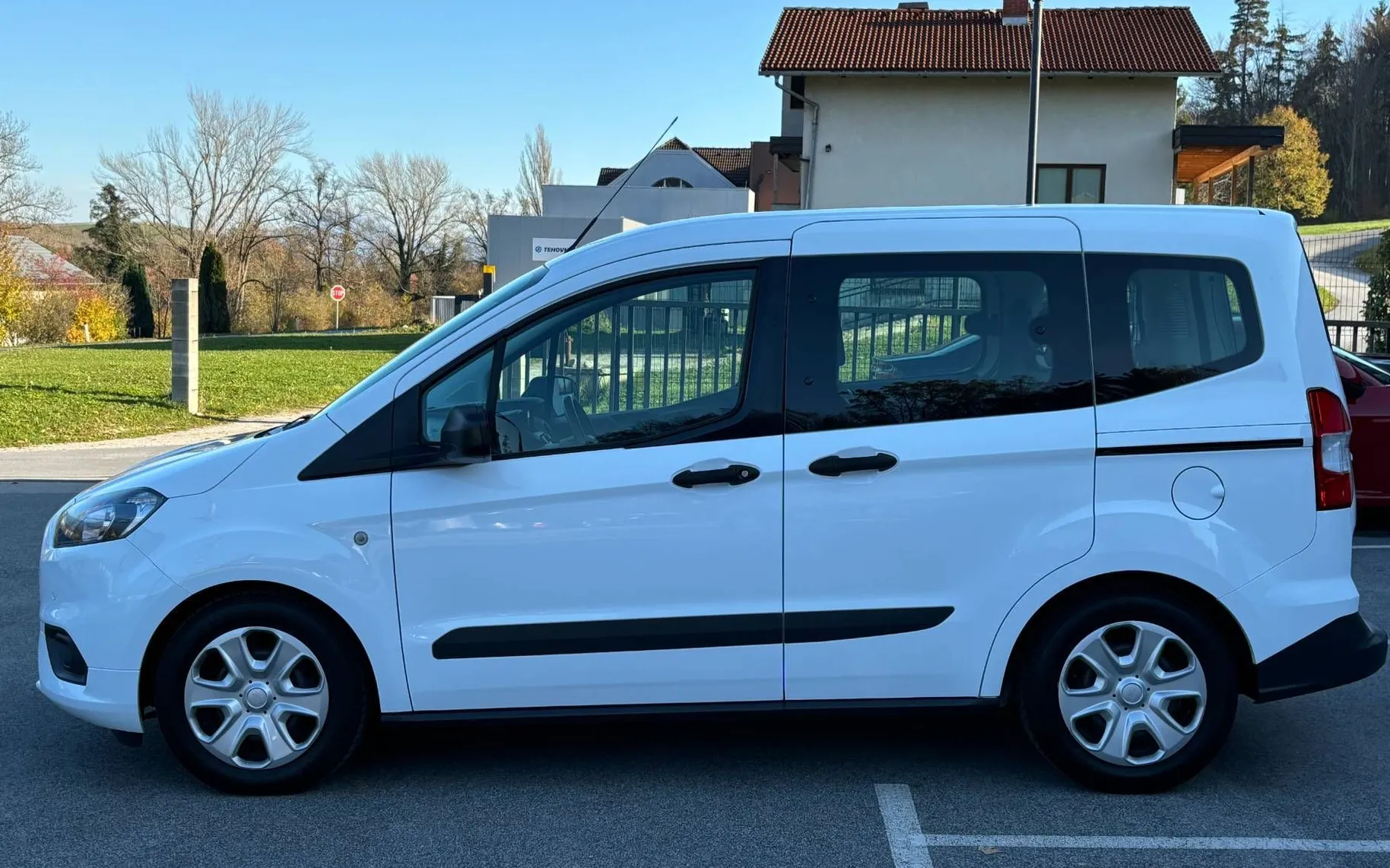 Zunanja slika - Ford Tourneo - Courier 1.5 Tdci KAMERA-NAVI-LEASING-LEANPAY... - 5