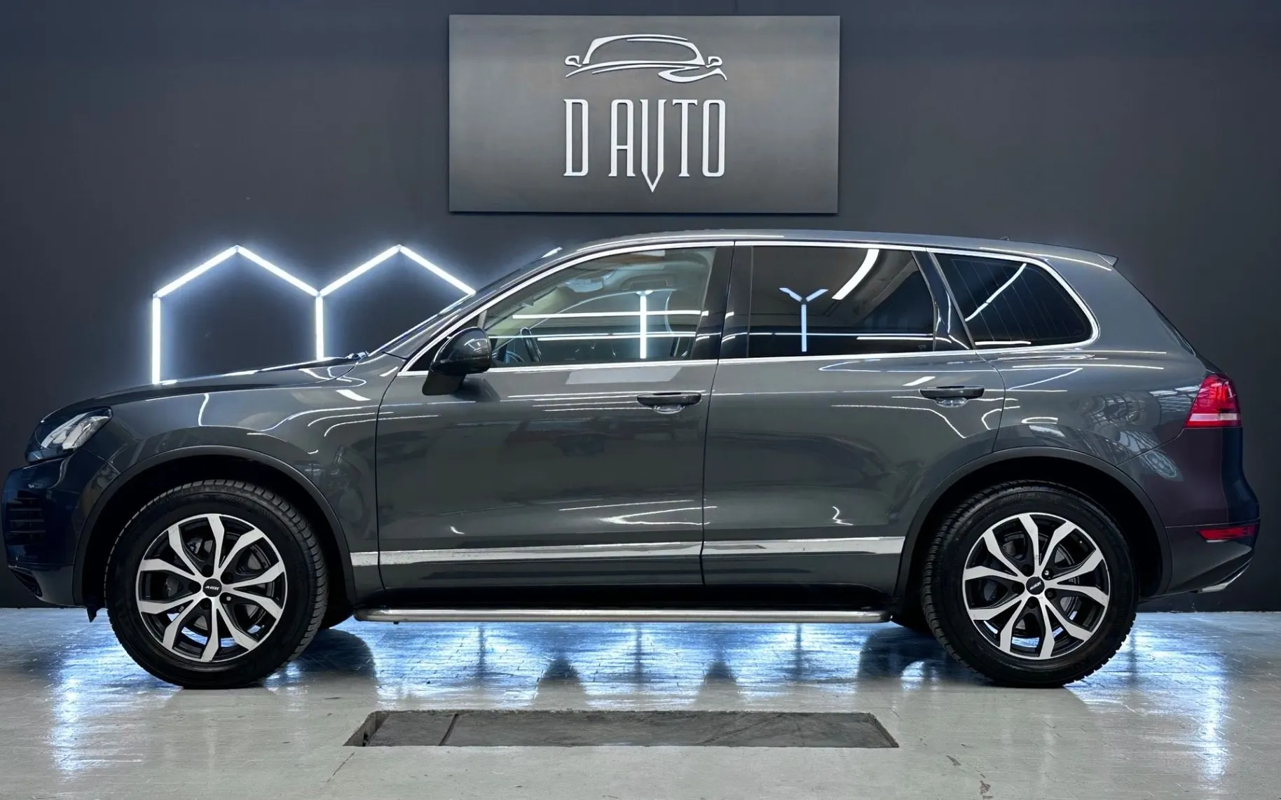 Zunanja slika - VW Touareg - 3.0 V6 TDI Tiptronic - ZRAČNO-XENON-NAVI-MEMORY… - 4