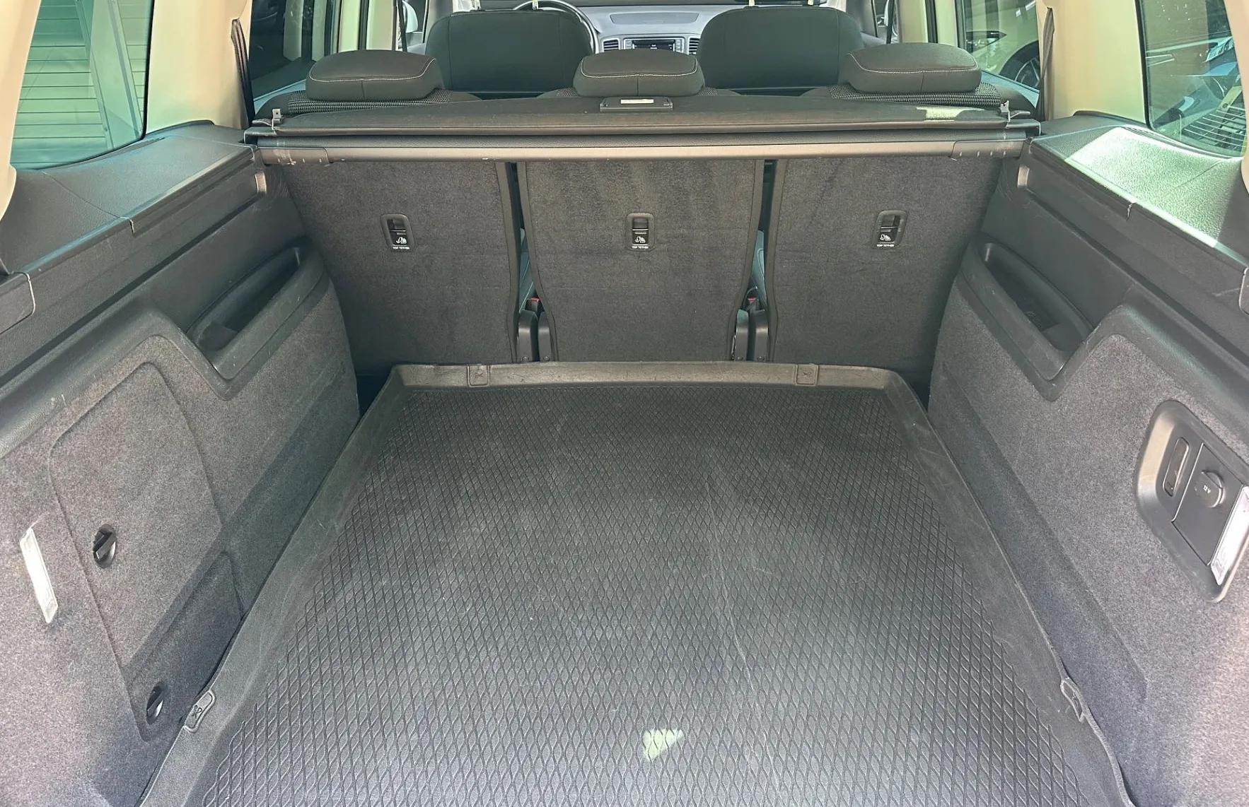 Zunanja slika - Volkswagen Sharan - 1.4TSI DSG-COMFORTLINE-NAVI-ACC-M.KOT-LINE ASSIS.. - 12