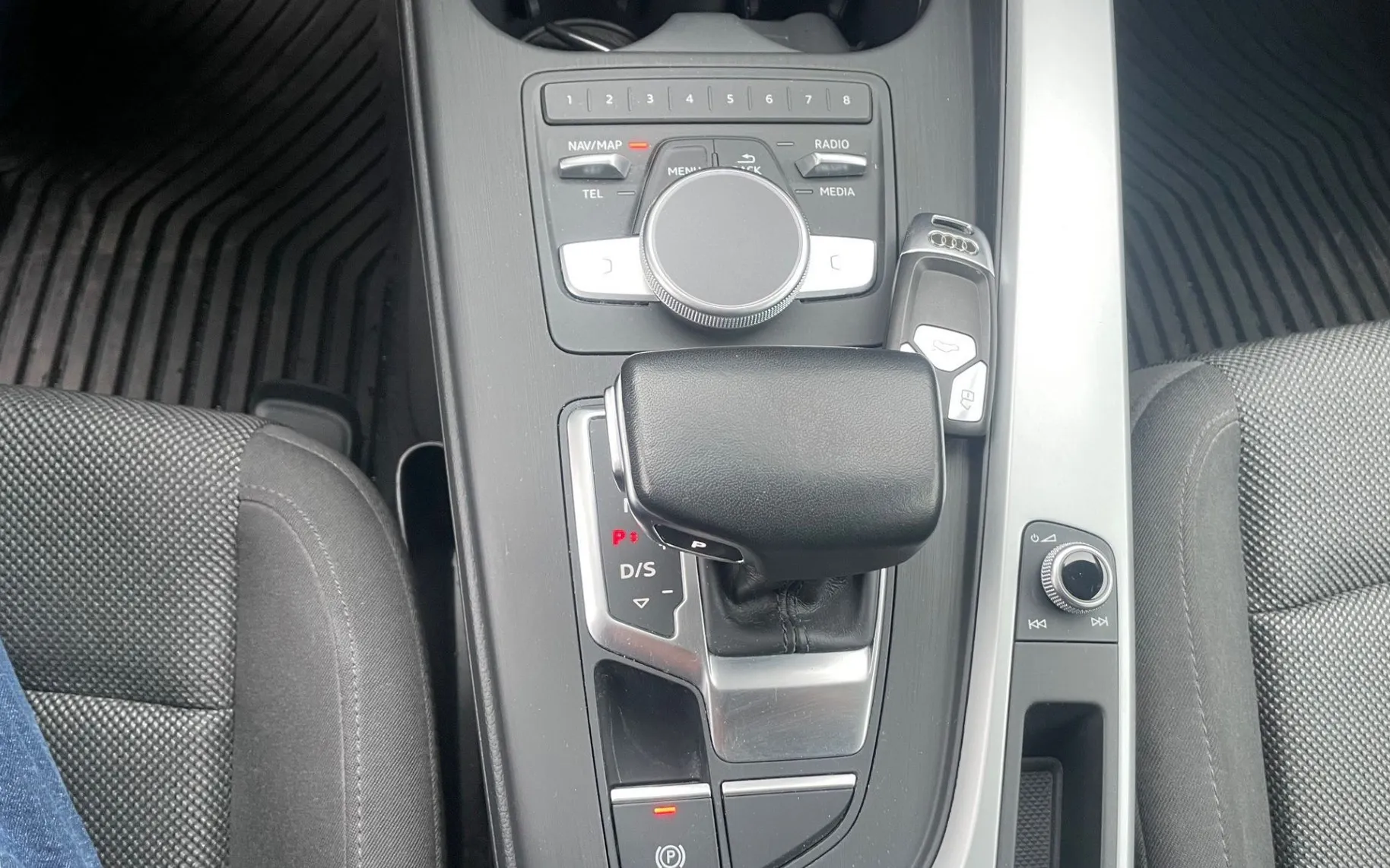 Zunanja slika - Audi A4 - Avant 2.0 TDI S tronic Design 140 KW MATRIX.KAMERA - 15