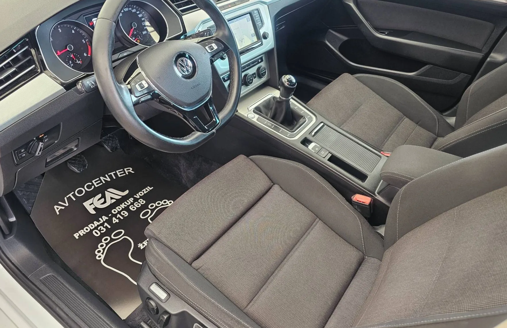 Zunanja slika - VW Passat - 2.0 TDI-SPORT LINE- FULL LED-LIMUZINA-1 LASTNIK-.. - 10