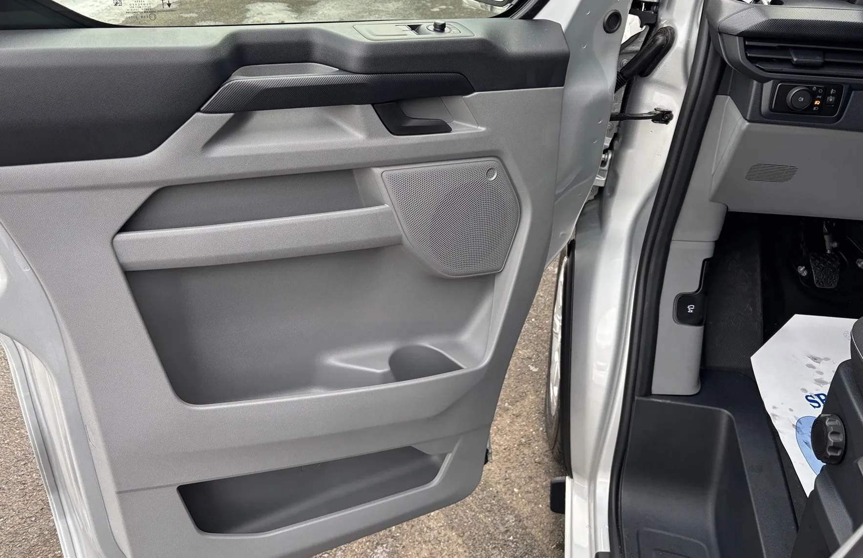 Zunanja slika - Ford E-Transit Custom - Transit Custom KOMBI TREND 2.0 TDCi 150PS M6-NA ZALOGI - 15