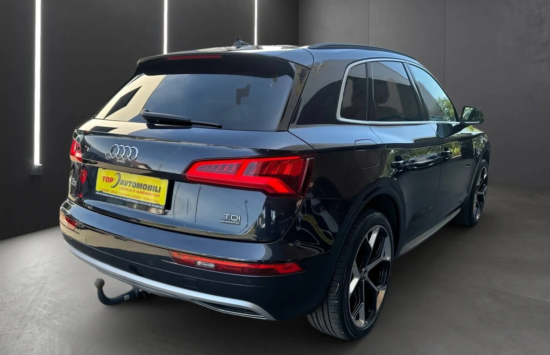 Zunanja slika - Audi Q5 - 40 TDI QUATTRO S-LINE MATRIX VIRTUAL NAVI TEMP P - 8