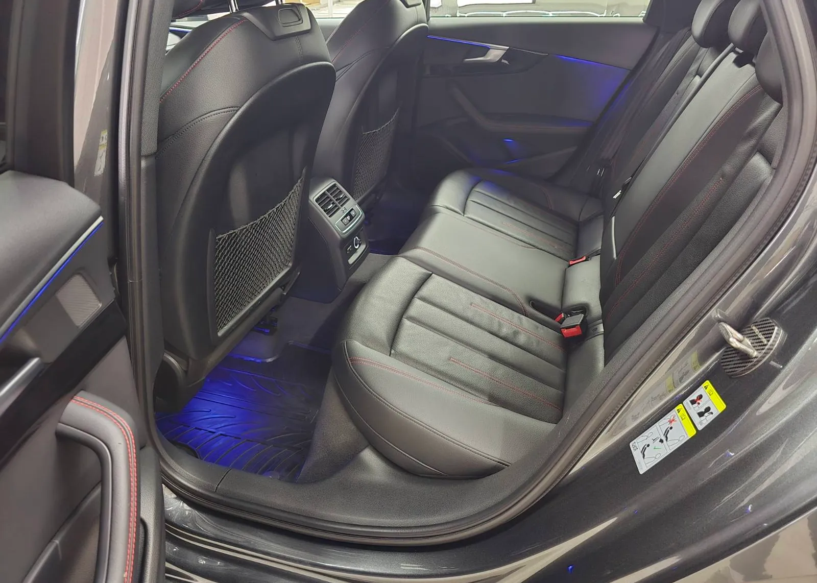 Zunanja slika - Audi A4 - Avant quattro 2,0 TDI Sport S tronic - 11